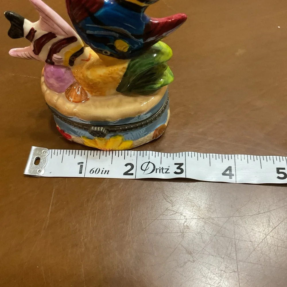 Porcelain Fish/Ocean Trinket, Pill, Jewelry Box. Still Has Original Tag. - Picture 7 of 9